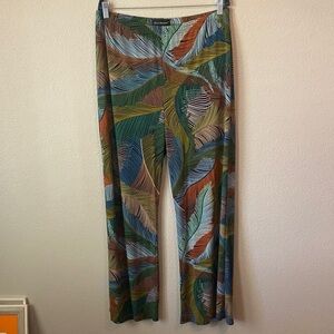 Travel Elements Tropical Feather Print Wide-Leg Pants - Multicolor